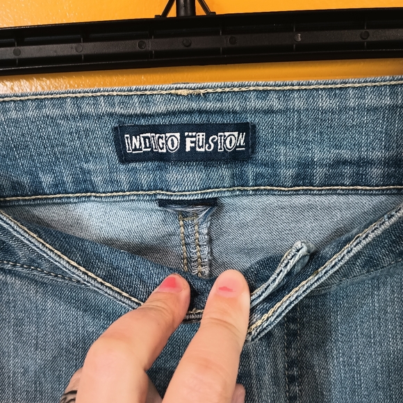Indigo Fusion Distressed Ankle Cropped Jeans Size 16 - Picture 12 of 12